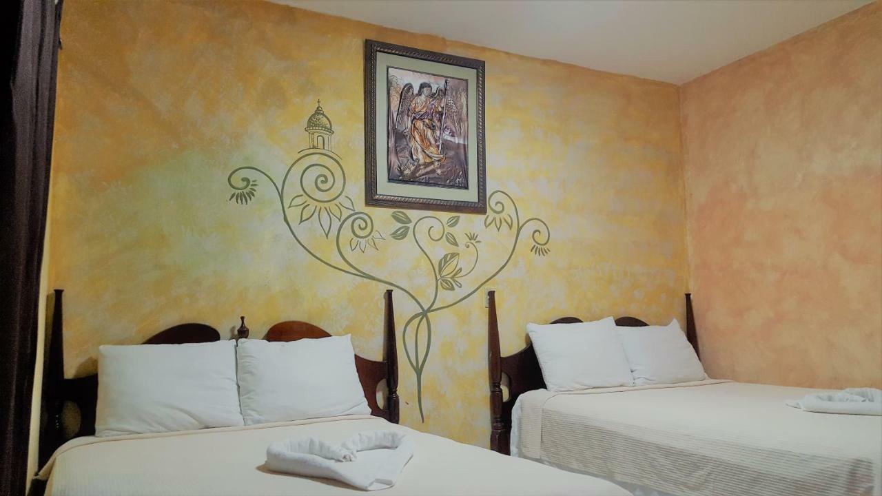 Argueta Hotel San Luis Exteriör bild